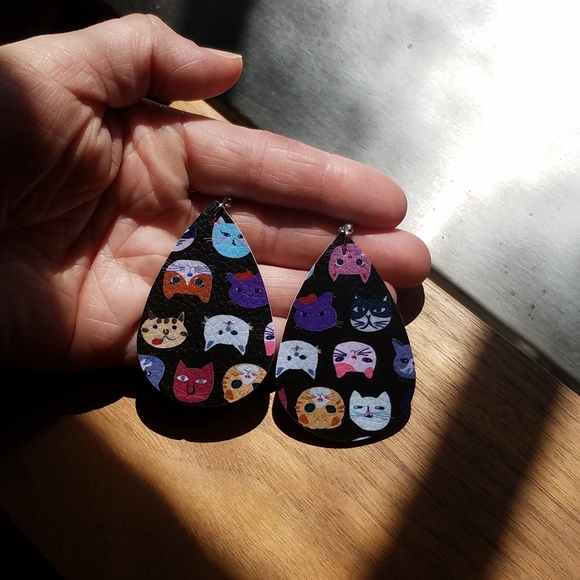 Cat Print Leather Drop Earrings - Picture 4 of 5